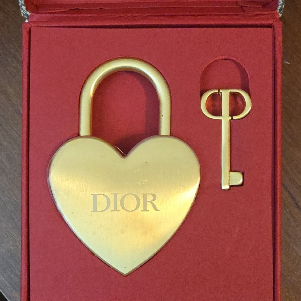 Dior Gold Heart Lock & Key Limited Edition Set With Box